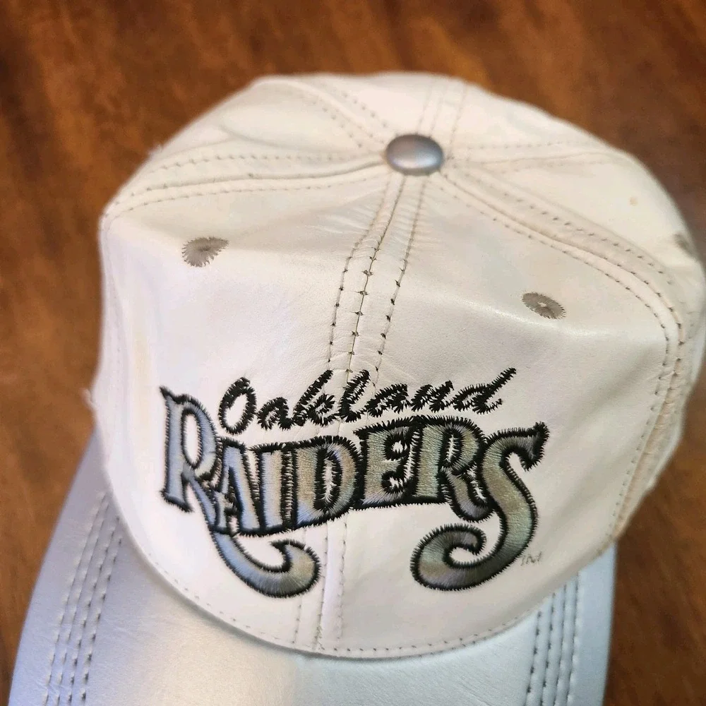 Vintage Oakland Raiders Hat Snap Back Genuine Leather USA‎ Made 90s NFL Logo